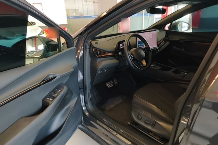 Used Volkswagen ID.UNYX 2024 Revised Pro Long-Range Version Driver Seat