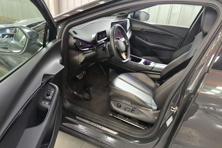 Used Volkswagen ID.UNYX 2024 Revised Ultra Long-Range Version Driver Seat