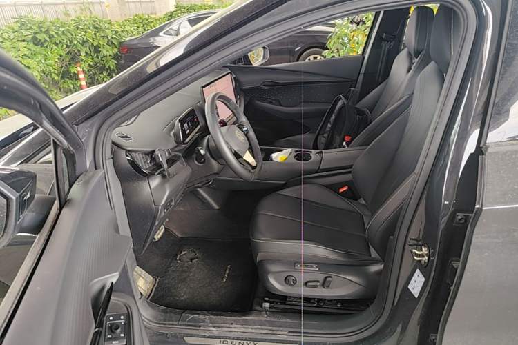 Used Volkswagen ID.UNYX 2024 Revised Ultra Long-Range Version Driver Seat