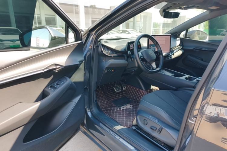 Used Volkswagen ID.UNYX 2024 Revised Pro Long-Range Version Driver Seat