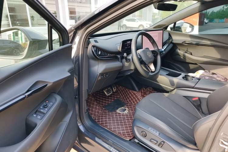 Used Volkswagen ID.UNYX 2024 Revised Pro Long-Range Version Driver Seat
