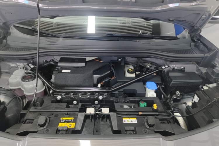 Used Volkswagen ID.UNYX 2024 Revised Ultra Long-Range Version Engine Bay