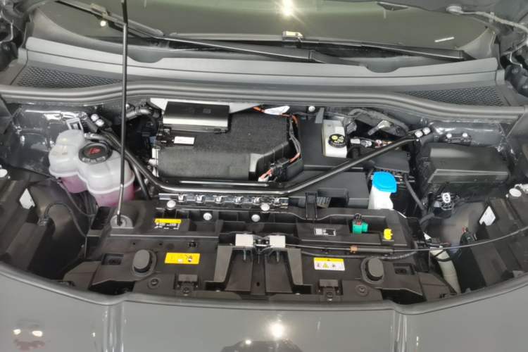 Used Volkswagen ID.UNYX 2024 Ultra Long-Range Version Engine Bay