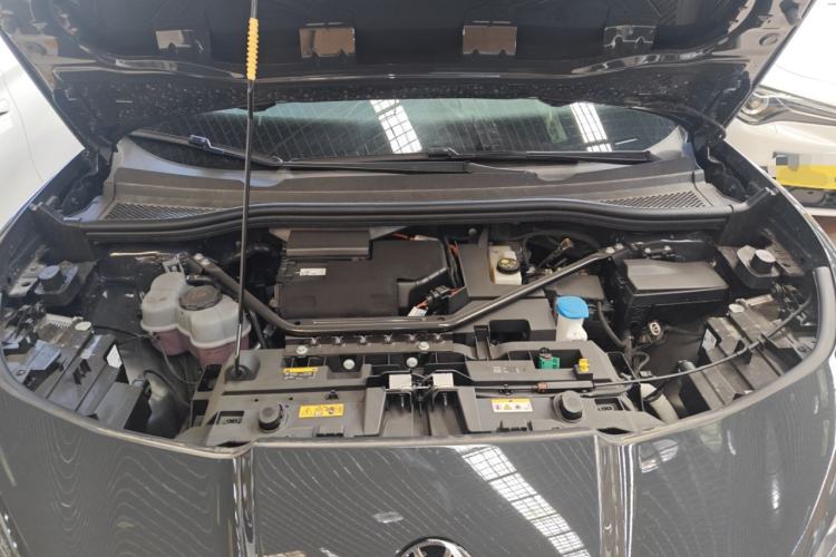 Used Volkswagen ID.UNYX 2024 Revised Pro Long-Range Version Engine Bay