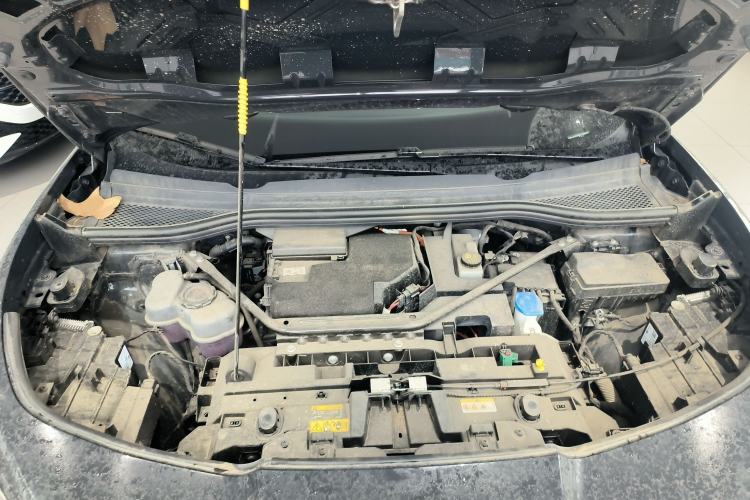 Used Volkswagen ID.UNYX 2024 Pro Long-Range Version Engine Bay