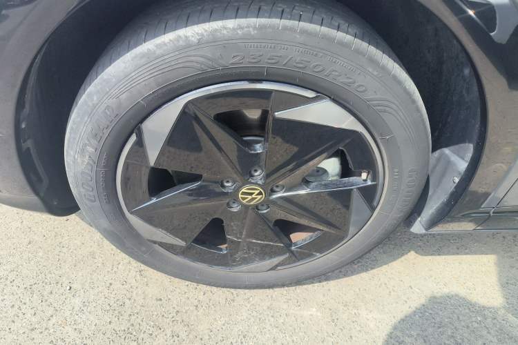Used Volkswagen ID.UNYX 2024 Pro Long-Range Version Exterior 4