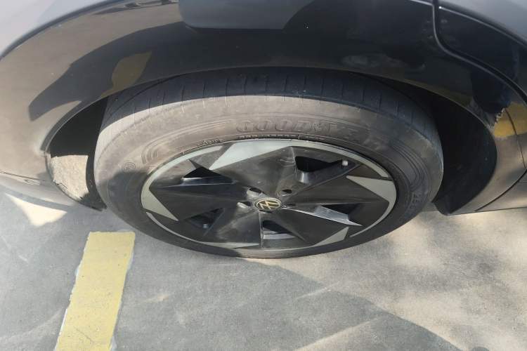 Used Volkswagen ID.UNYX 2024 Revised Pro Long-Range Version Exterior 5