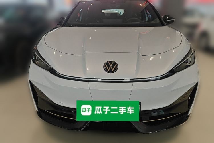 Used Volkswagen ID.UNYX 2024 Pro Long-Range Version Front