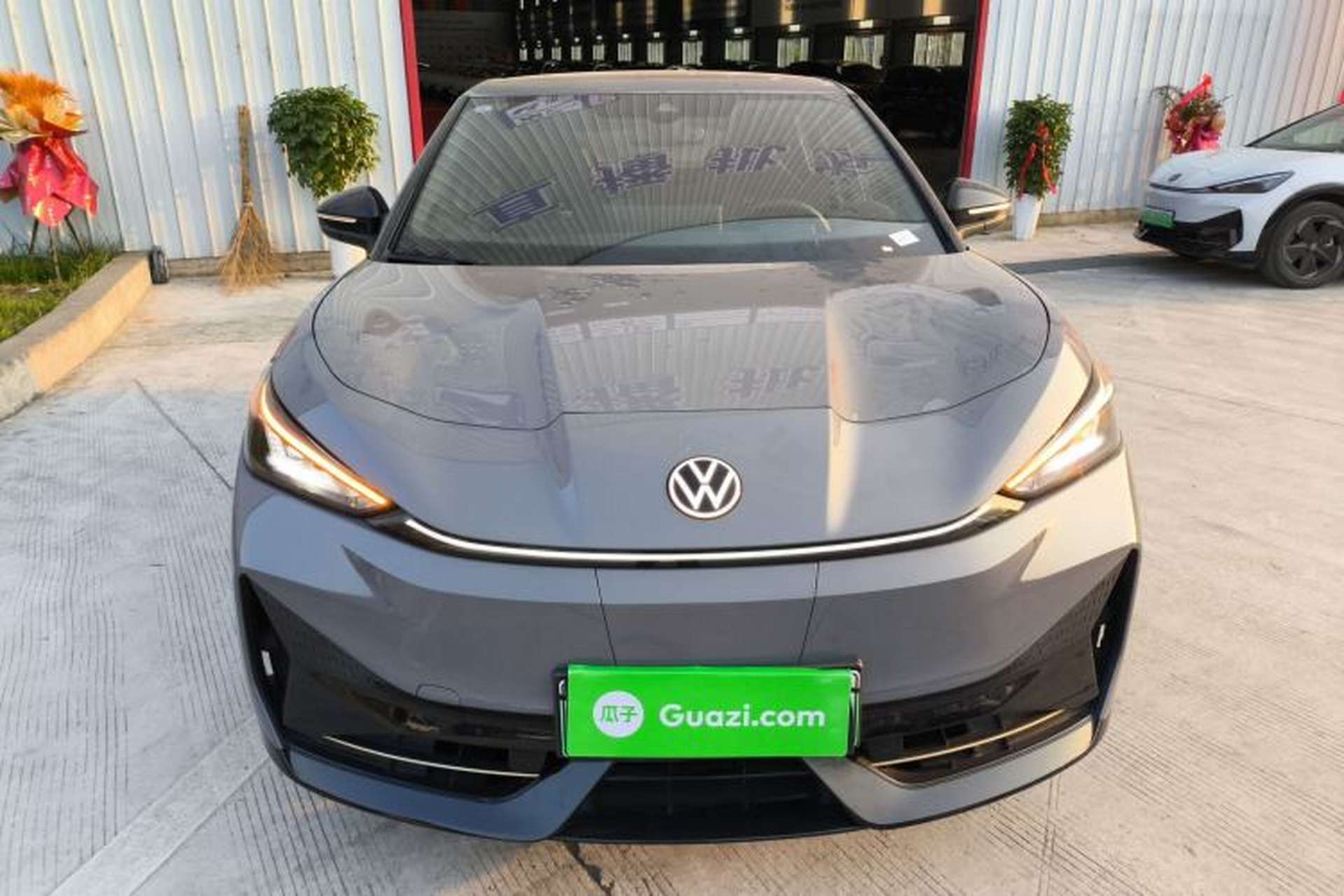 Used Volkswagen ID.UNYX 2024 Pro Long-Range Version Front