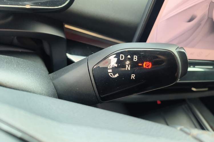 Used Volkswagen ID.UNYX 2024 Revised Pro Long-Range Version Gear Lever