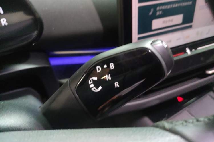 Used Volkswagen ID.UNYX 2024 Ultra Long-Range Version Gear Lever