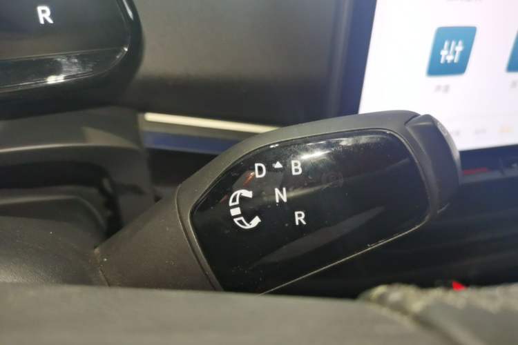 Used Volkswagen ID.UNYX 2024 Ultra Long-Range Version Gear Lever