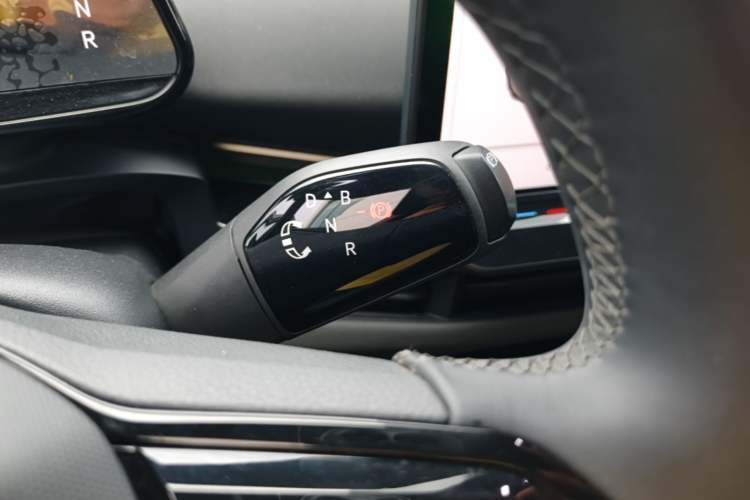 Used Volkswagen ID.UNYX 2024 Revised Pro Long-Range Version Gear Lever