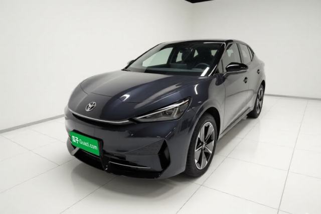 Ojetý Volkswagen ID.UNYX 2024 Revised Pro Long-Range Version