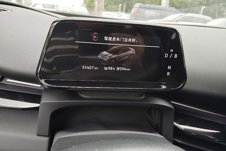 Used Volkswagen ID.UNYX 2024 Revised Pro Long-Range Version Instrument Cluster