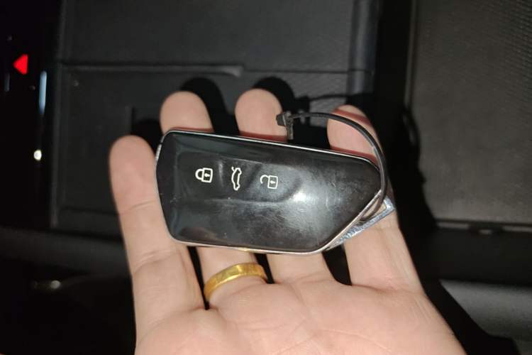 Used Volkswagen ID.UNYX 2024 Pro Long-Range Version Interior 1