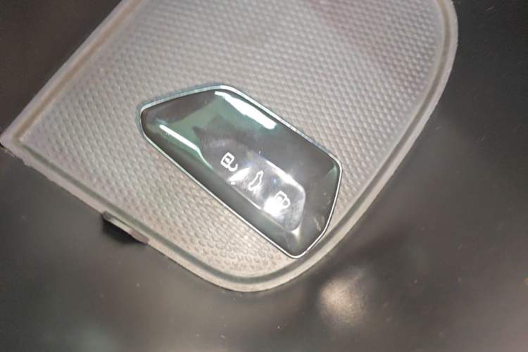 Used Volkswagen ID.UNYX 2024 Revised Ultra Long-Range Version Interior 1