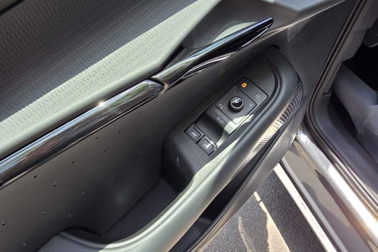 Used Volkswagen ID.UNYX 2024 Ultra Long-Range Version Interior 10