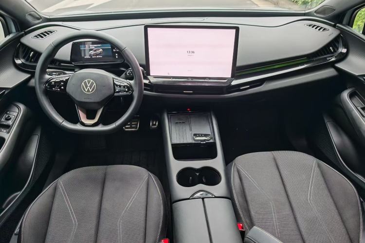 Used Volkswagen ID.UNYX 2024 Revised Pro Long-Range Version Interior 3