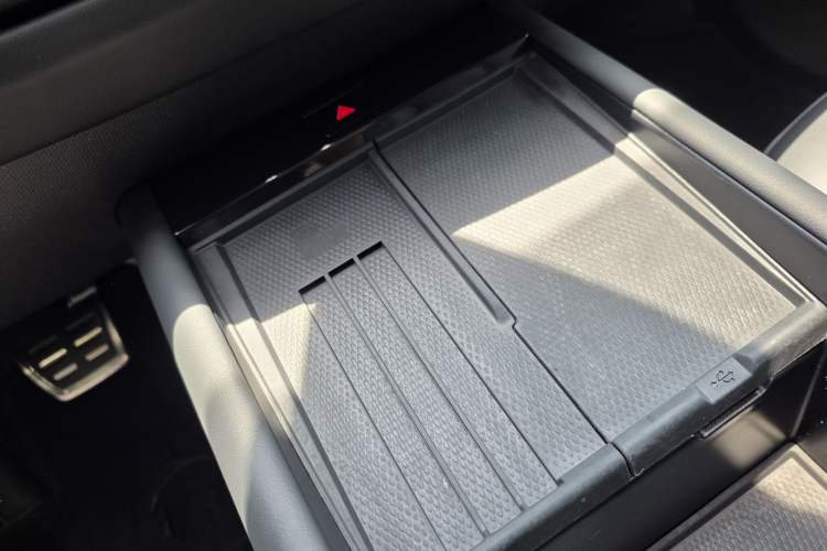 Used Volkswagen ID.UNYX 2024 Ultra Long-Range Version Interior 7
