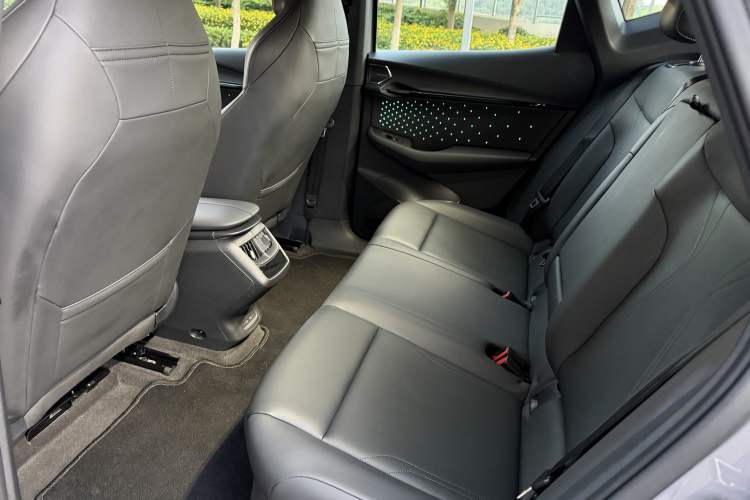 Used Volkswagen ID.UNYX 2024 Revised Ultra Long-Range Version Interior 7