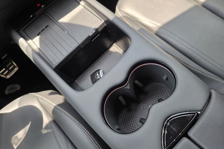 Used Volkswagen ID.UNYX 2024 Revised Ultra Long-Range Version Interior 8