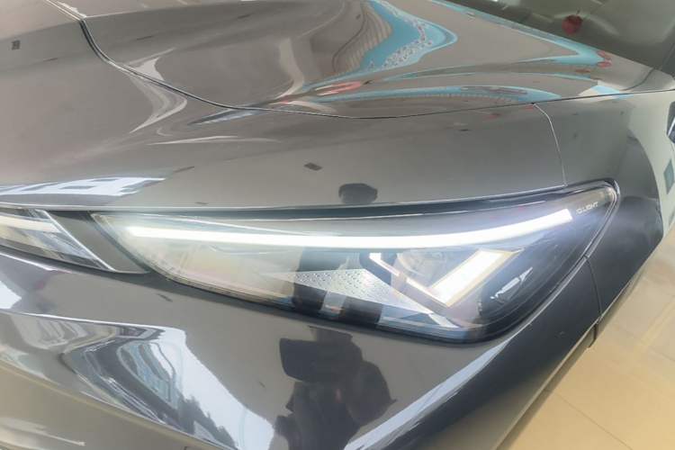 Used Volkswagen ID.UNYX 2024 Revised Pro Long-Range Version Left Front Headlight