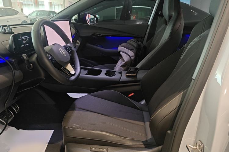 Used Volkswagen ID.UNYX 2024 Pro Long-Range Version Left Front Seat