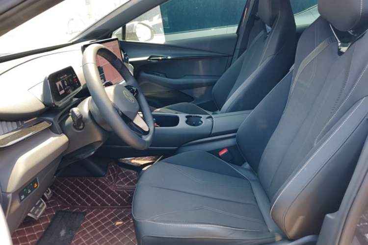 Used Volkswagen ID.UNYX 2024 Revised Pro Long-Range Version Left Front Seat