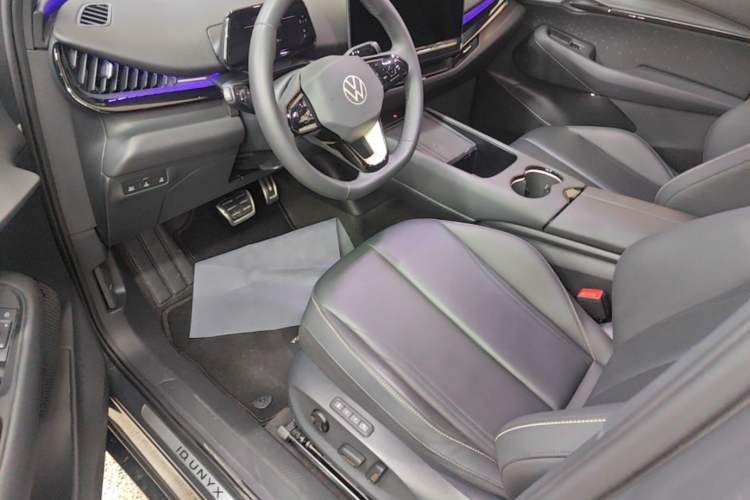Used Volkswagen ID.UNYX 2024 Revised Ultra Long-Range Version Left Front Seat