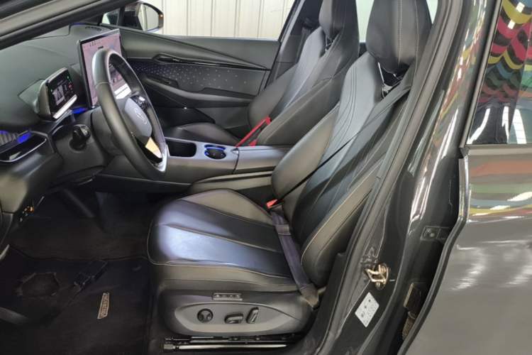 Used Volkswagen ID.UNYX 2024 Revised Ultra Long-Range Version Left Front Seat