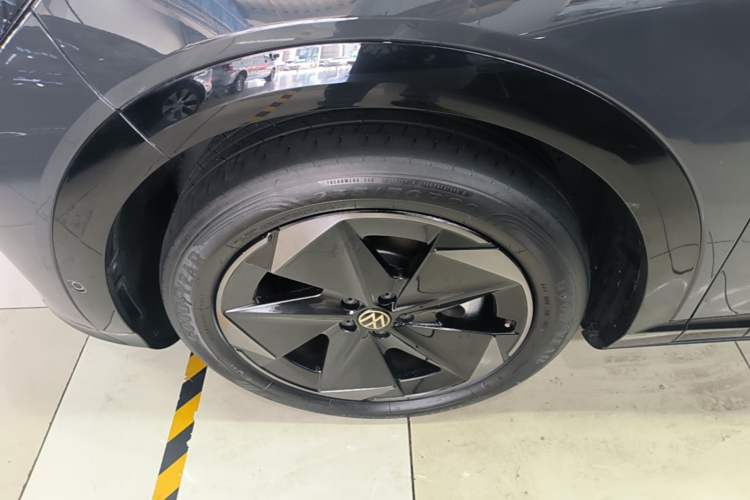Used Volkswagen ID.UNYX 2024 Ultra Long-Range Version Left Front Wheel Hub