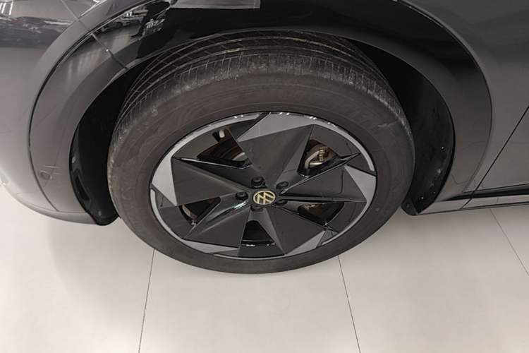 Used Volkswagen ID.UNYX 2024 Revised Ultra Long-Range Version Left Front Wheel Hub