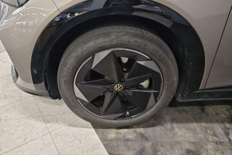 Used Volkswagen ID.UNYX 2024 Revised Ultra Long-Range Version Left Front Wheel Hub