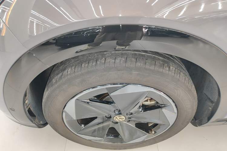 Used Volkswagen ID.UNYX 2024 Revised Ultra Long-Range Version Left Front Wheel Hub