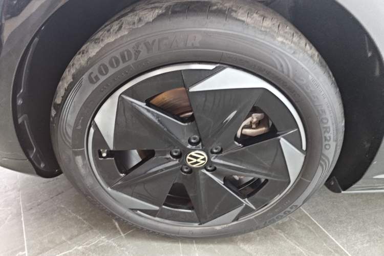 Used Volkswagen ID.UNYX 2024 Revised Ultra Long-Range Version Left Front Wheel Hub