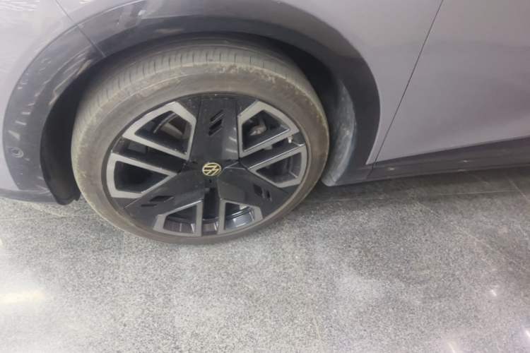 Used Volkswagen ID.UNYX 2024 Revised Version Max High-Performance Edition Left Front Wheel Hub