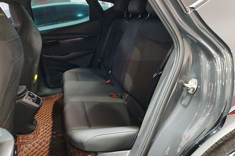 Used Volkswagen ID.UNYX 2024 Revised Pro Long-Range Version Left Rear Seat