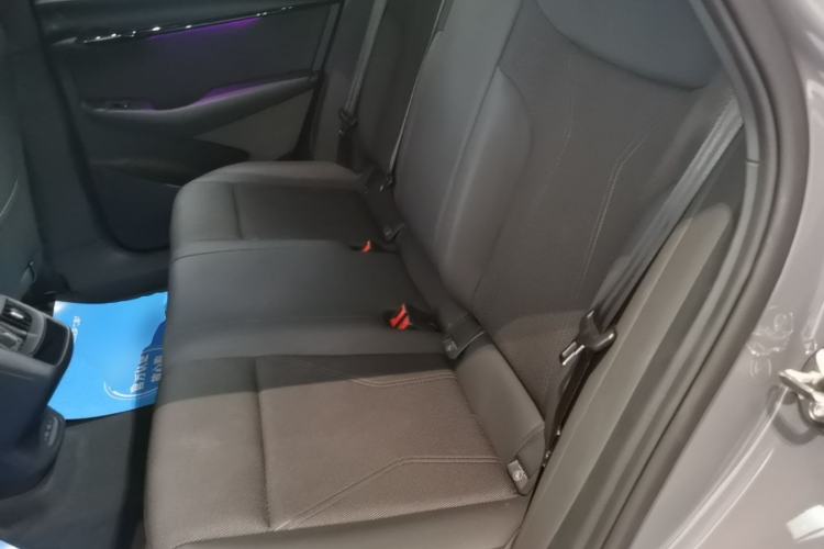Used Volkswagen ID.UNYX 2024 Pro Long-Range Version Left Rear Seat