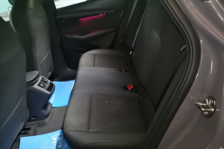 Used Volkswagen ID.UNYX 2024 Pro Long-Range Version Left Rear Seat