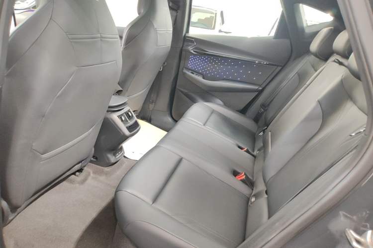 Used Volkswagen ID.UNYX 2024 Revised Ultra Long-Range Version Left Rear Seat