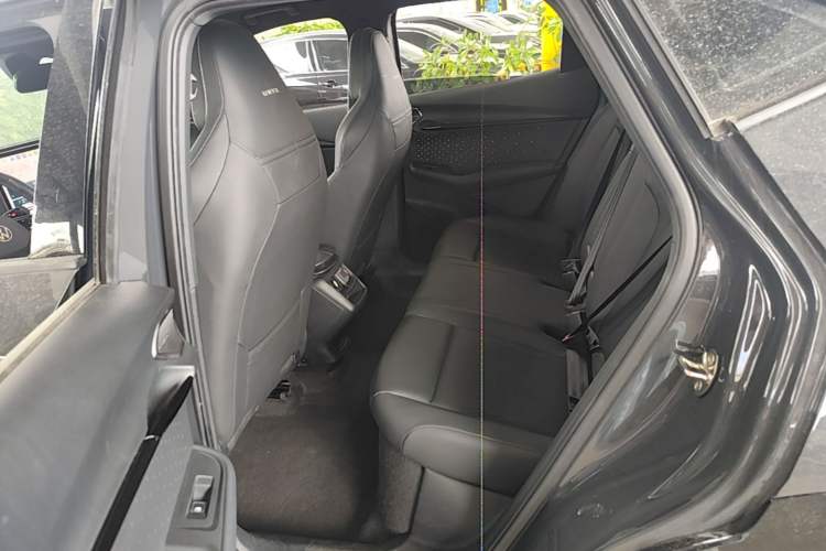 Used Volkswagen ID.UNYX 2024 Revised Ultra Long-Range Version Left Rear Seat