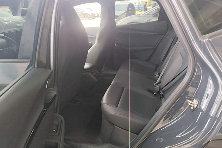 Used Volkswagen ID.UNYX 2024 Revised Ultra Long-Range Version Left Rear Seat