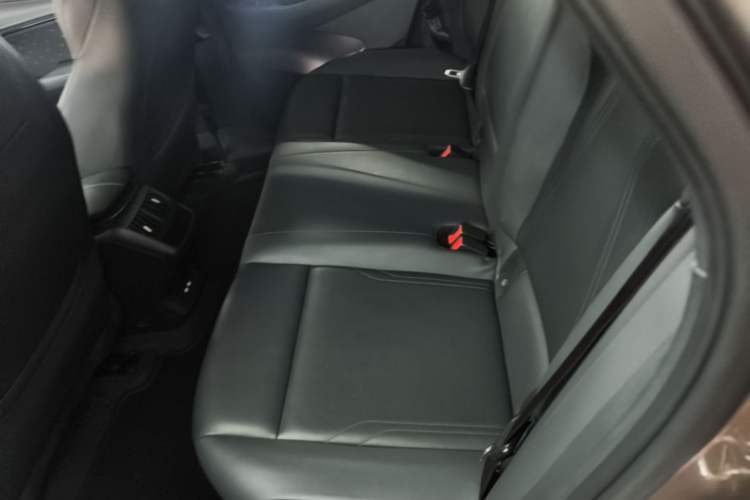 Used Volkswagen ID.UNYX 2024 Revised Ultra Long-Range Version Left Rear Seat