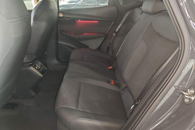 Used Volkswagen ID.UNYX 2024 Pro Long-Range Version Left Rear Seat