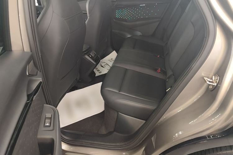 Used Volkswagen ID.UNYX 2024 Revised Ultra Long-Range Version Left Rear Seat