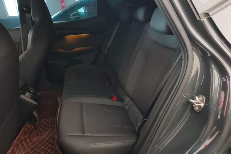 Used Volkswagen ID.UNYX 2024 Revised Pro Long-Range Version Left Rear Seat