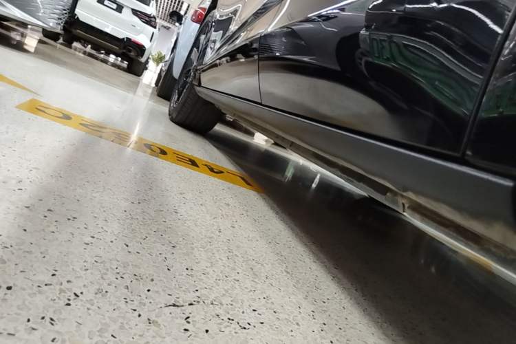 Used Volkswagen ID.UNYX 2024 Ultra Long-Range Version Left Side Sill