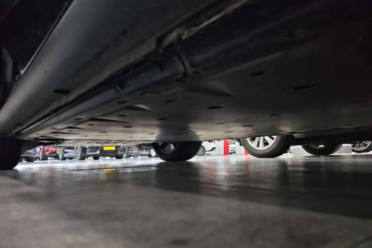 Used Volkswagen ID.UNYX 2024 Revised Ultra Long-Range Version Left Side Sill