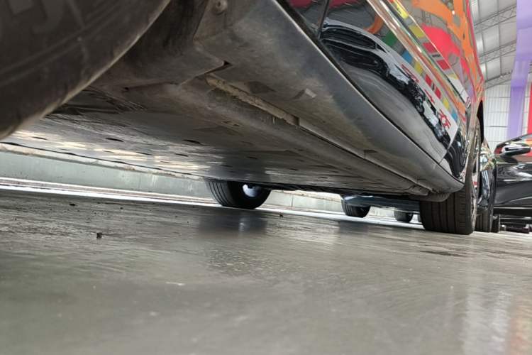 Used Volkswagen ID.UNYX 2024 Revised Ultra Long-Range Version Left Side Sill